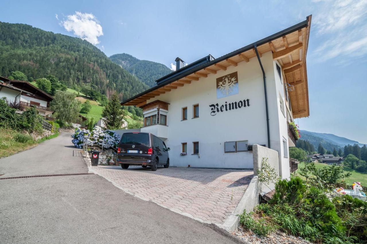 Haus Reimon Apt Reinhard San Leonardo in Passiria Bagian luar foto